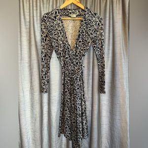 Diane Von Furstenberg Vintage 2000 Y2K Long Sleeve Silk Jersey Wrap Dress Sz 2